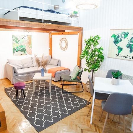 Lovely Apartment In Erzsebetvaros A57 Βουδαπέστη Εξωτερικό φωτογραφία